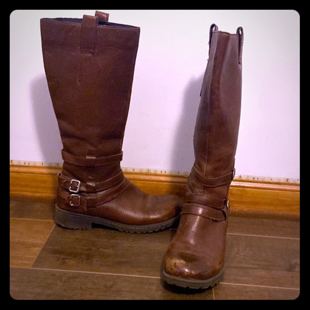 Tall leather boots
